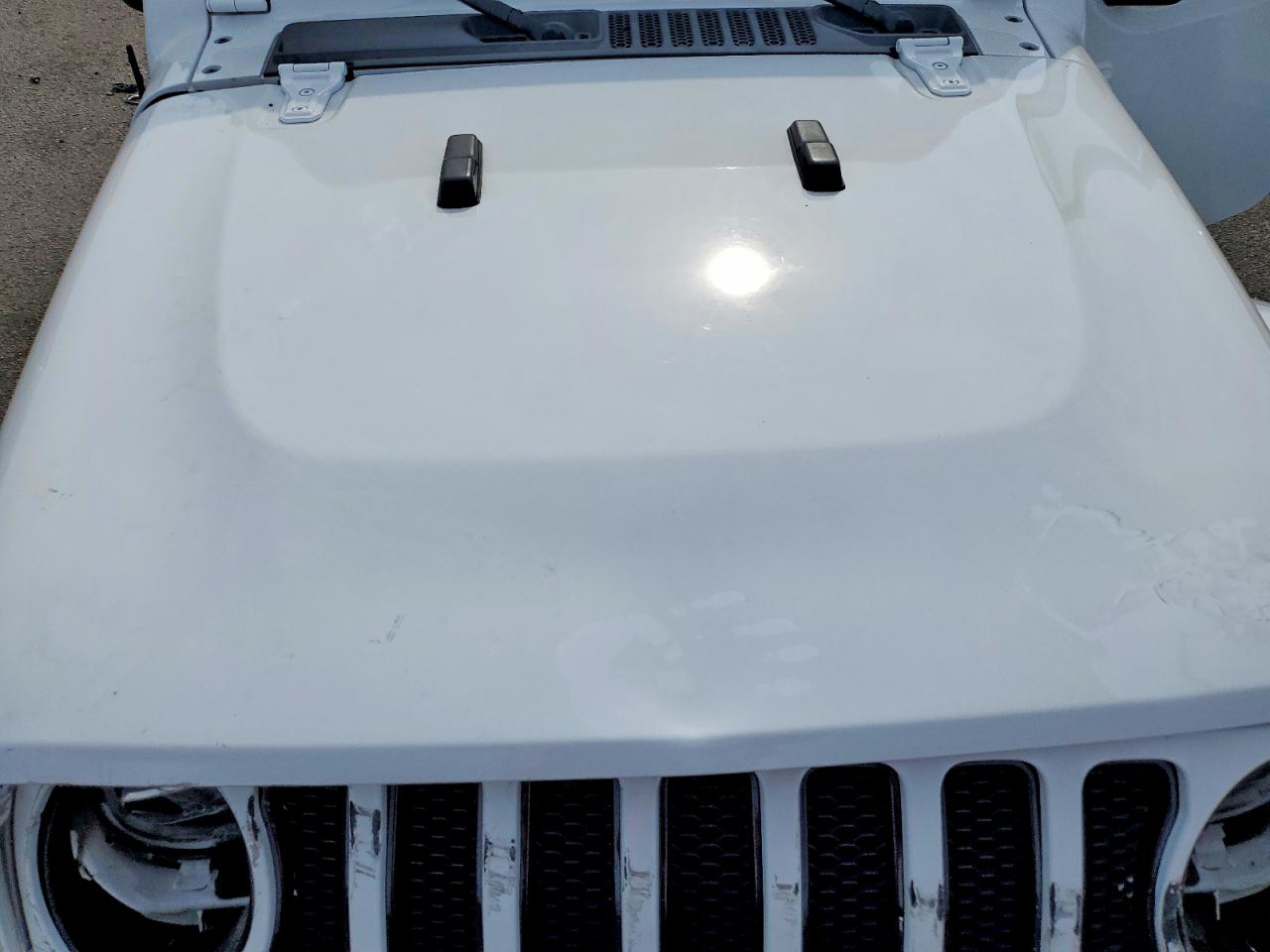 https://f005.backblazeb2.com/file/img-partshotlines-com/Inventory/NE228/Vehicle/143892_11.jpg