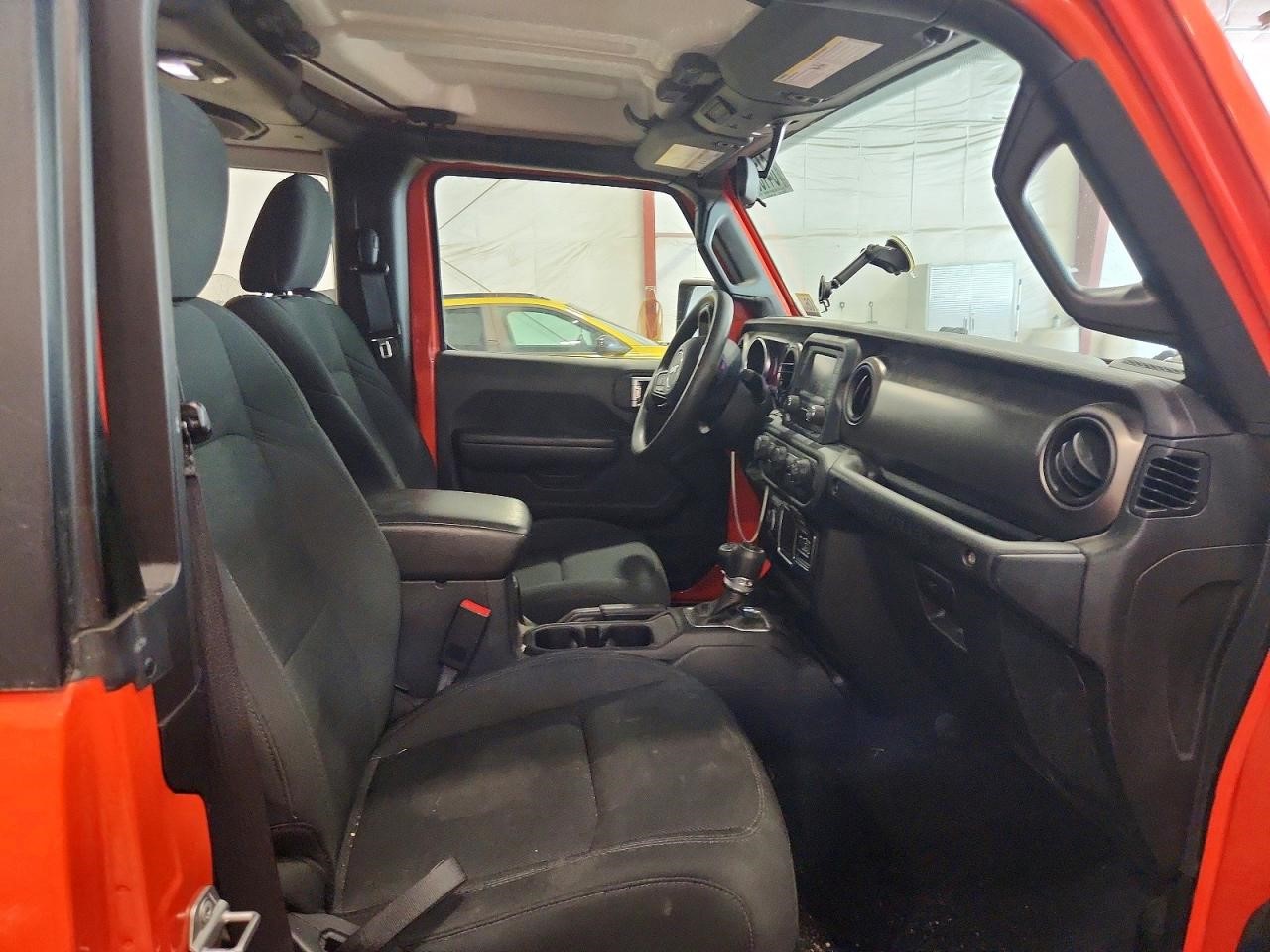 https://f005.backblazeb2.com/file/img-partshotlines-com/Inventory/NE228/Vehicle/143980_10.jpg