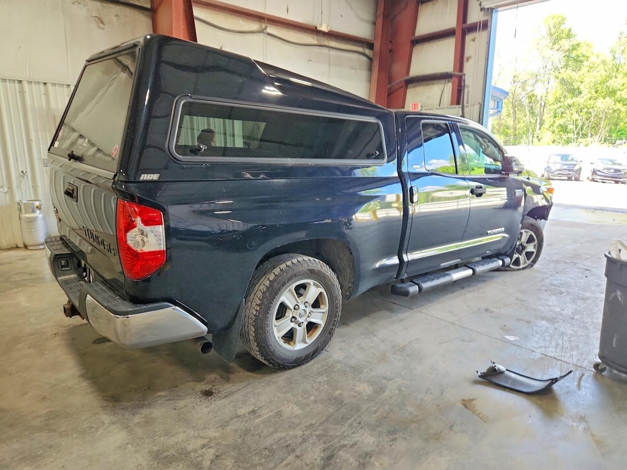 https://f005.backblazeb2.com/file/img-partshotlines-com/Inventory/NE228/Vehicle/143984_03.jpg
