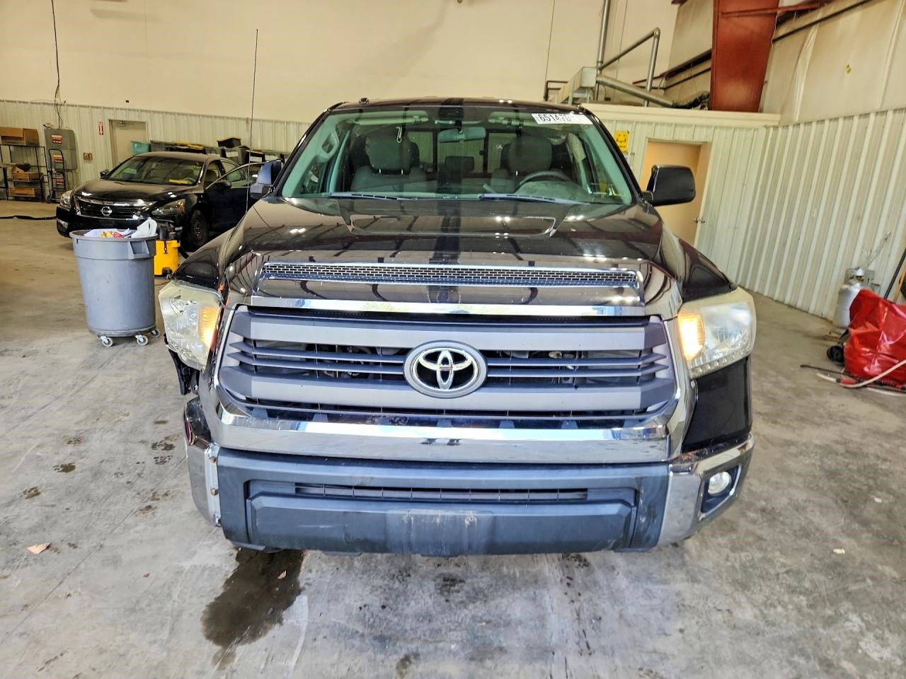 https://f005.backblazeb2.com/file/img-partshotlines-com/Inventory/NE228/Vehicle/143984_05.jpg