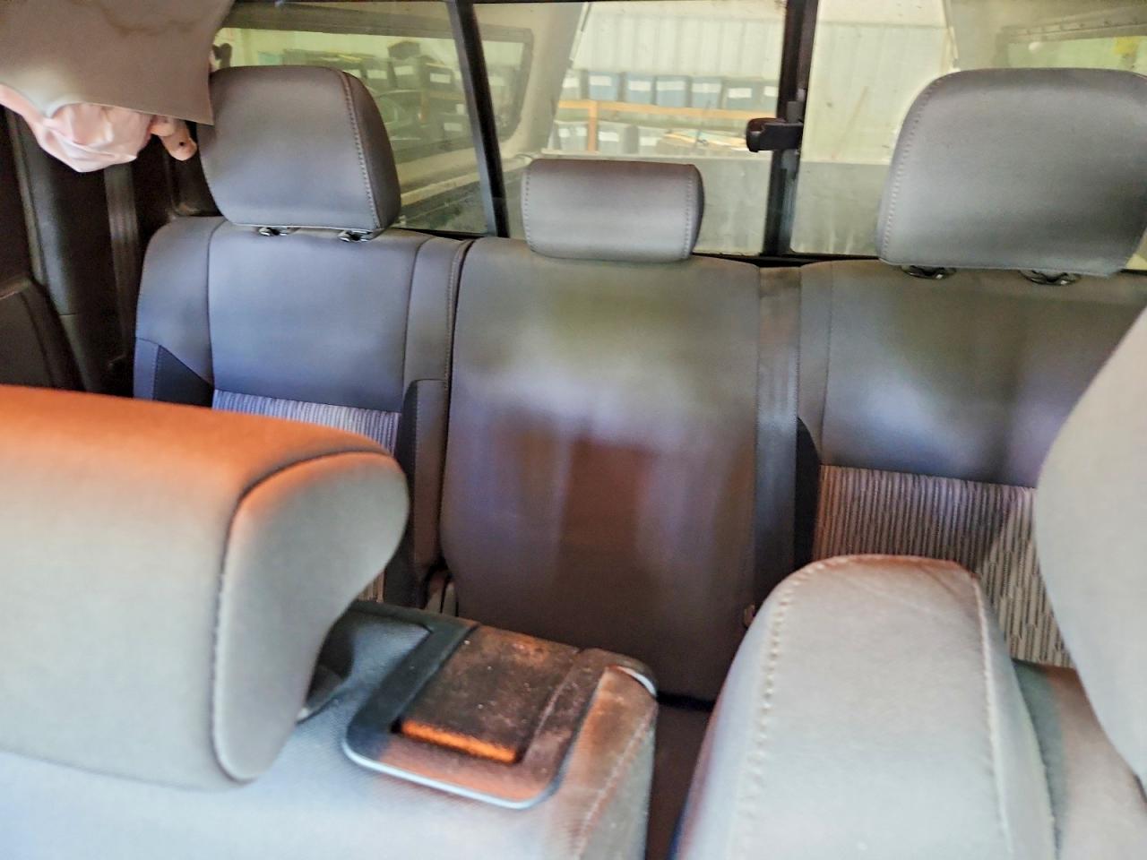 https://f005.backblazeb2.com/file/img-partshotlines-com/Inventory/NE228/Vehicle/143984_10.jpg