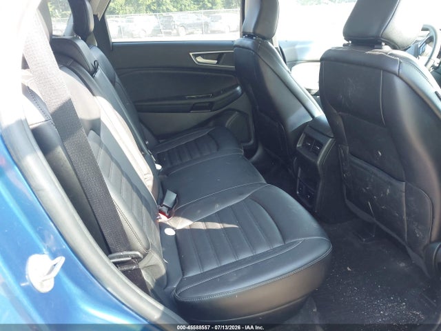 Vehicle/143987_08.jpg