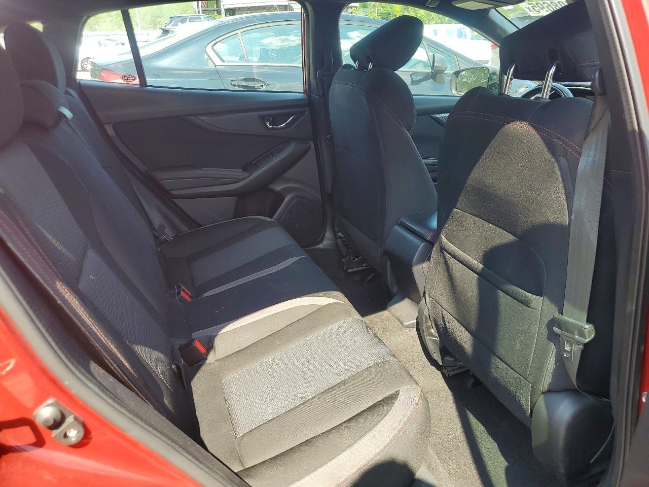 Vehicle/143994_10.jpg