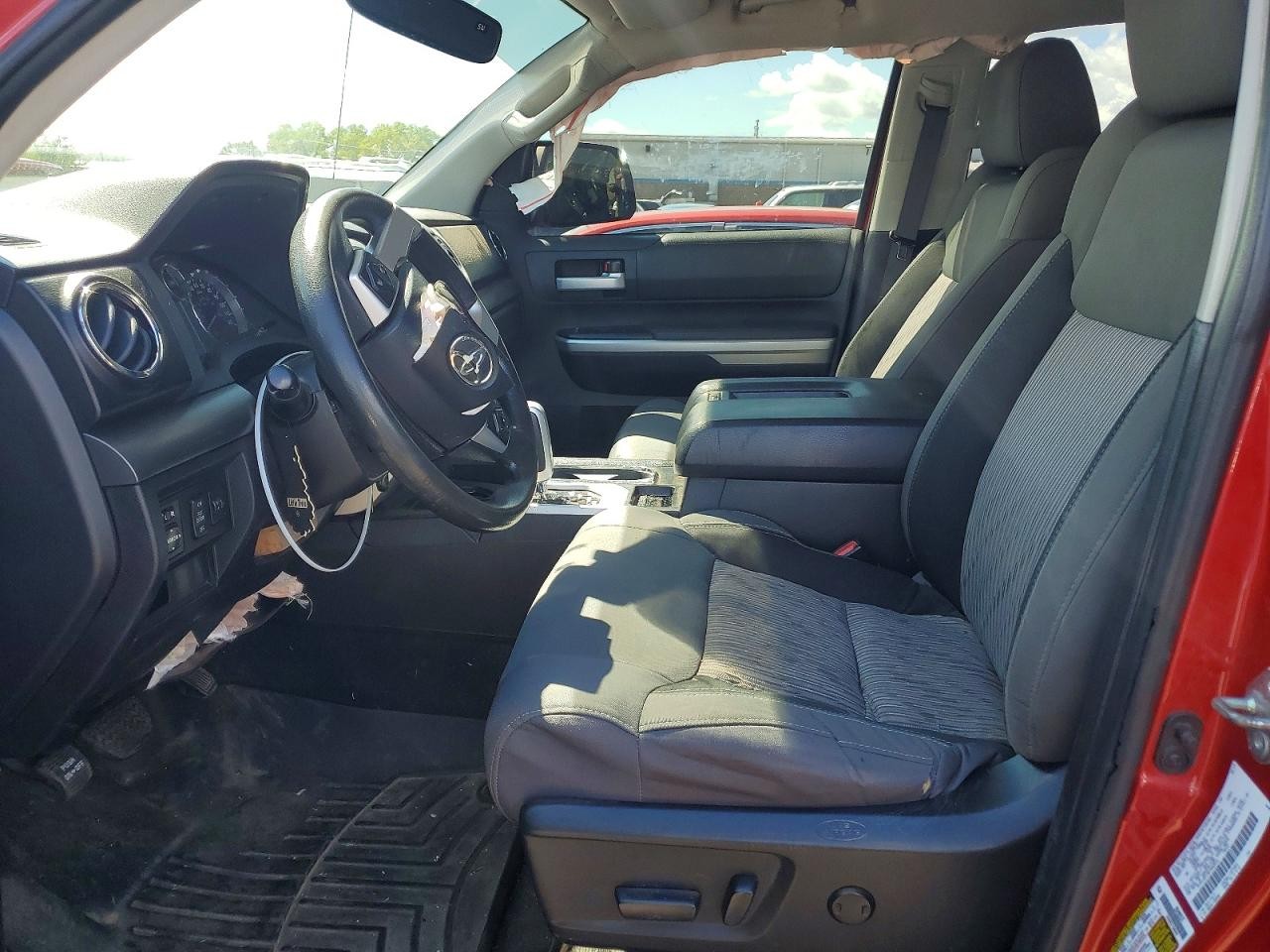 https://f005.backblazeb2.com/file/img-partshotlines-com/Inventory/NE228/Vehicle/144040_07.jpg
