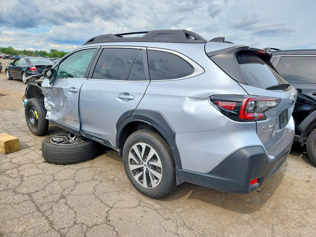 Vehicle/144052_02.jpg