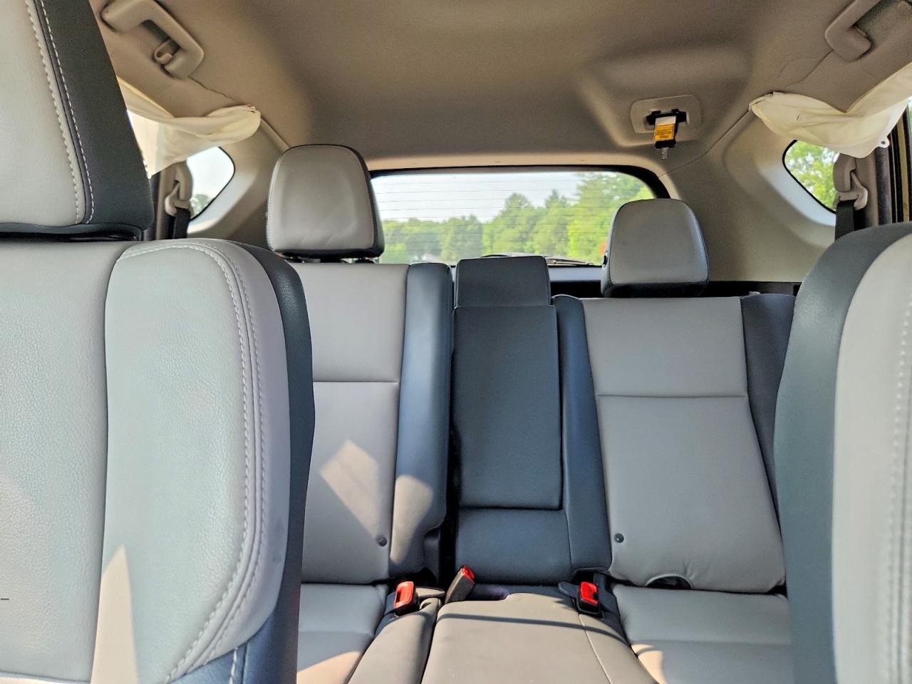 https://f005.backblazeb2.com/file/img-partshotlines-com/Inventory/NE228/Vehicle/144084_10.jpg