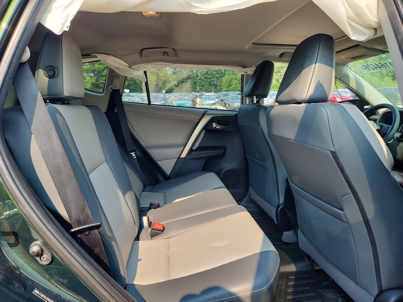 https://f005.backblazeb2.com/file/img-partshotlines-com/Inventory/NE228/Vehicle/144084_11.jpg