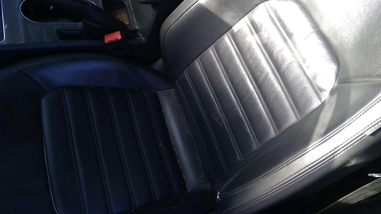 https://f005.backblazeb2.com/file/img-partshotlines-com/Inventory/NE228/Vehicle/144156_12.jpg