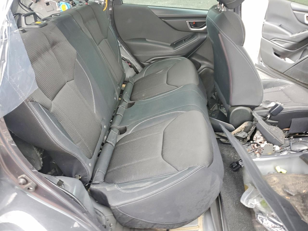 Vehicle/144176_10.jpg
