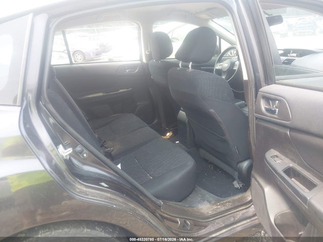 Vehicle/144195_08.jpg