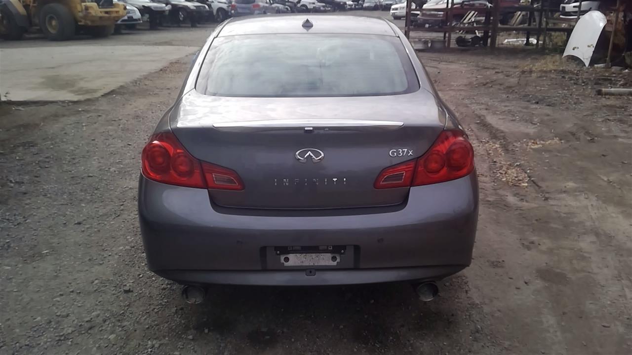 https://f005.backblazeb2.com/file/img-partshotlines-com/Inventory/NE229/Vehicle/19007_06.jpg