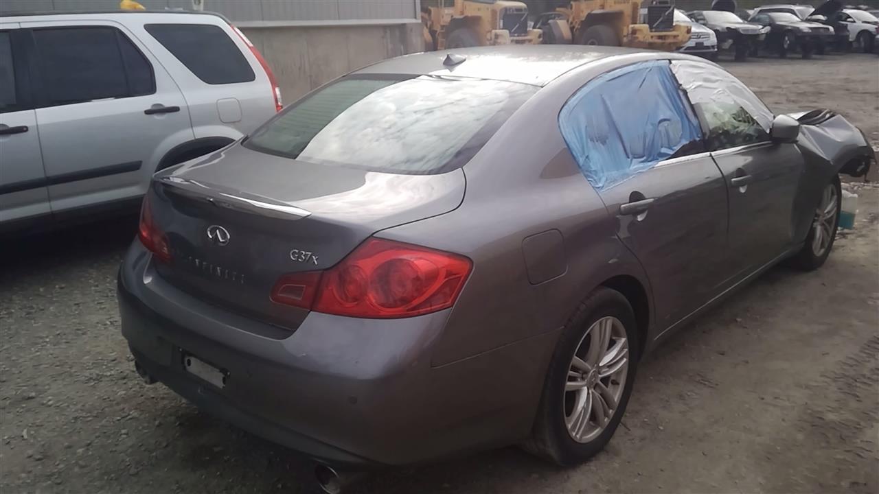 https://f005.backblazeb2.com/file/img-partshotlines-com/Inventory/NE229/Vehicle/19007_07.jpg
