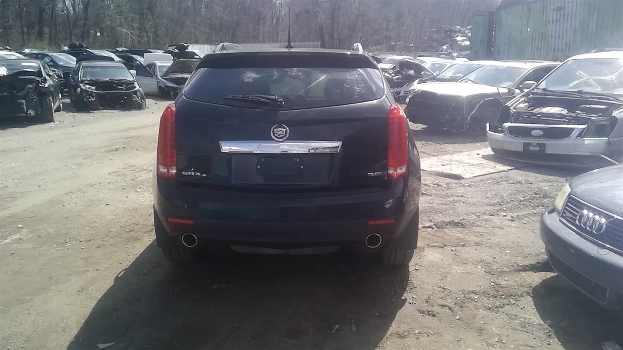 https://f005.backblazeb2.com/file/img-partshotlines-com/Inventory/NE229/Vehicle/19787_08.jpg