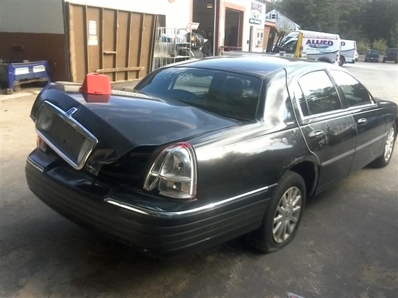 https://f005.backblazeb2.com/file/img-partshotlines-com/Inventory/NE231/Vehicle/12273_09.jpg