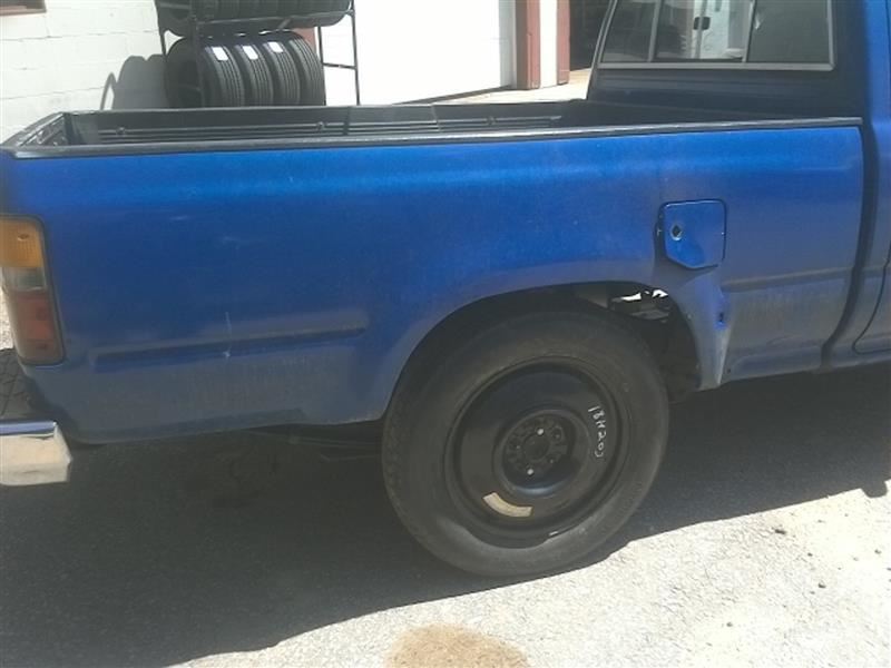 https://f005.backblazeb2.com/file/img-partshotlines-com/Inventory/NE231/Vehicle/15216_09.jpg