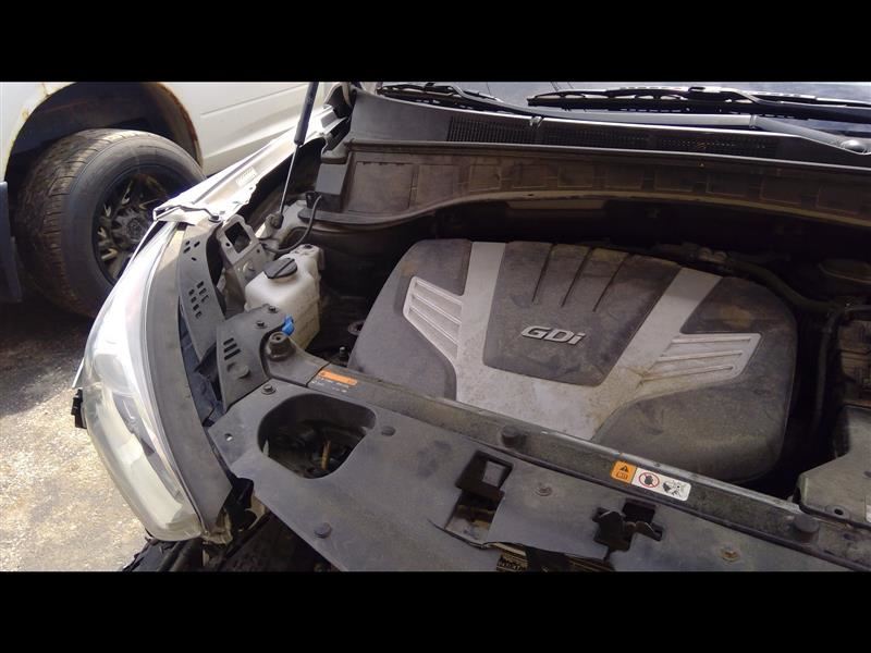 https://f005.backblazeb2.com/file/img-partshotlines-com/Inventory/NE231/Vehicle/16830_06.jpg