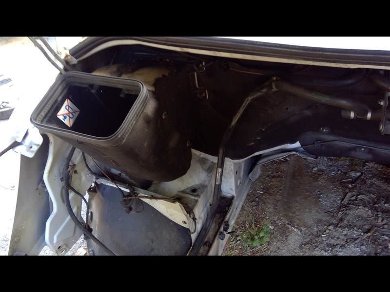 https://f005.backblazeb2.com/file/img-partshotlines-com/Inventory/NE231/Vehicle/16965_05.jpg