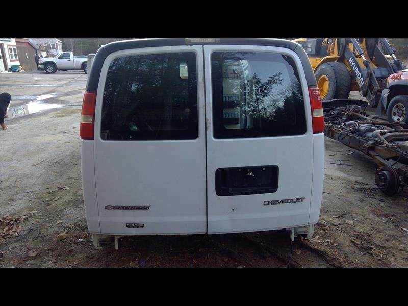 https://f005.backblazeb2.com/file/img-partshotlines-com/Inventory/NE231/Vehicle/17129_08.jpg