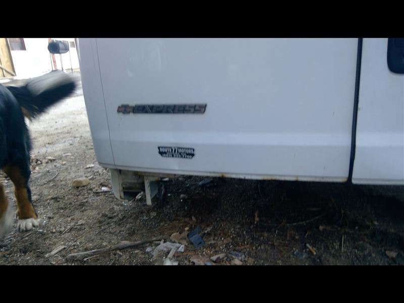 https://f005.backblazeb2.com/file/img-partshotlines-com/Inventory/NE231/Vehicle/17129_09.jpg