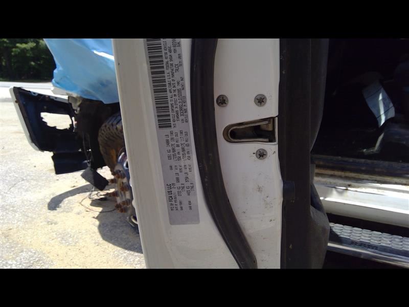 https://f005.backblazeb2.com/file/img-partshotlines-com/Inventory/NE231/Vehicle/17428_01.jpg