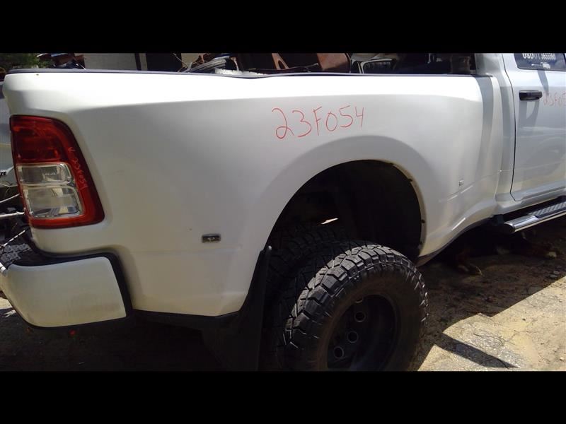https://f005.backblazeb2.com/file/img-partshotlines-com/Inventory/NE231/Vehicle/17428_06.jpg