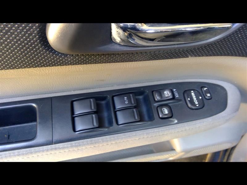 https://f005.backblazeb2.com/file/img-partshotlines-com/Inventory/NE231/Vehicle/17599_09.jpg
