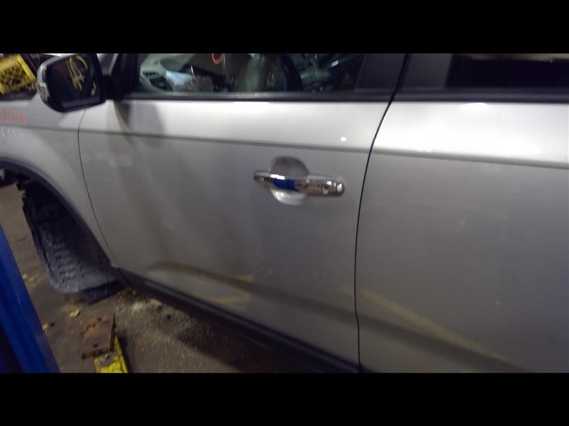 https://f005.backblazeb2.com/file/img-partshotlines-com/Inventory/NE231/Vehicle/17618_05.jpg