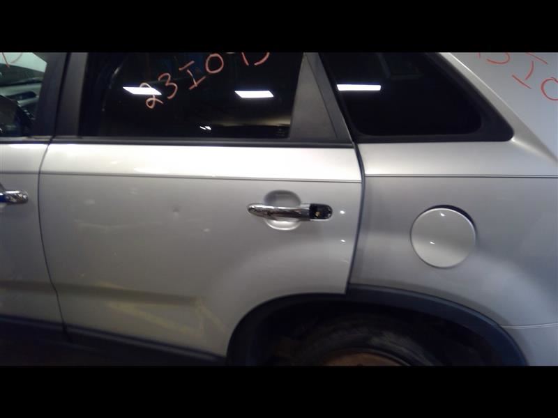 https://f005.backblazeb2.com/file/img-partshotlines-com/Inventory/NE231/Vehicle/17618_06.jpg