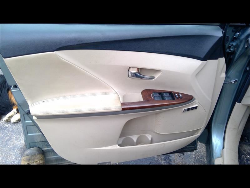 https://f005.backblazeb2.com/file/img-partshotlines-com/Inventory/NE231/Vehicle/17651_13.jpg
