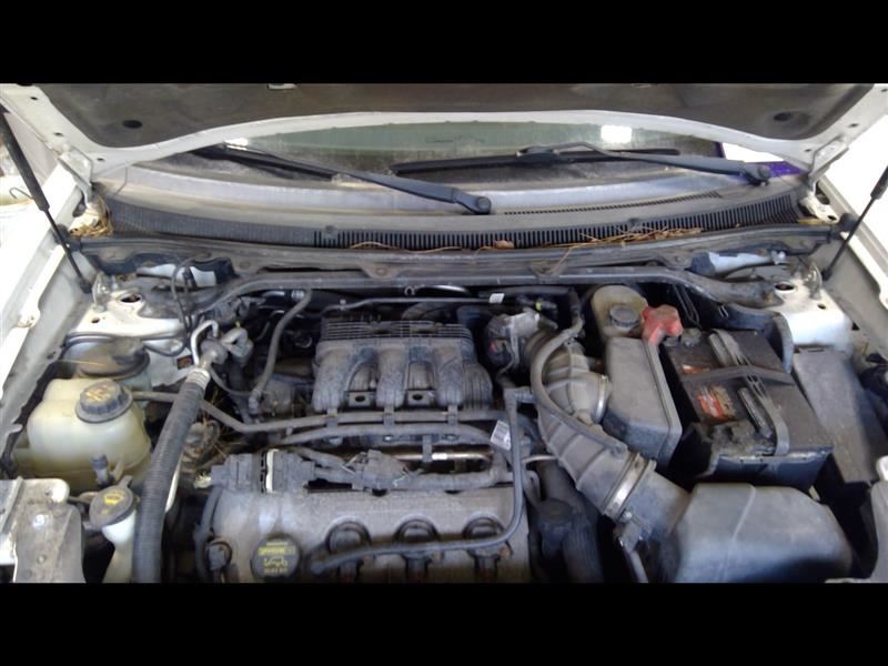 https://f005.backblazeb2.com/file/img-partshotlines-com/Inventory/NE231/Vehicle/17996_03.jpg