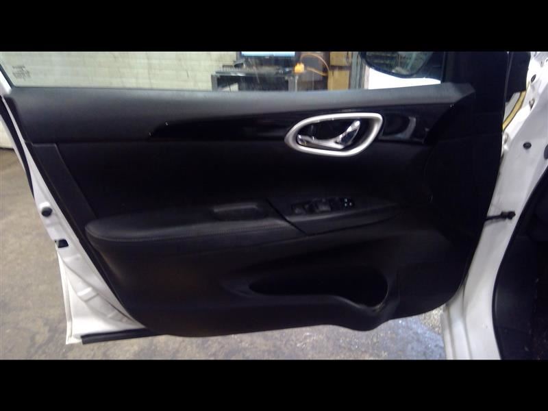 https://f005.backblazeb2.com/file/img-partshotlines-com/Inventory/NE231/Vehicle/18045_07.jpg
