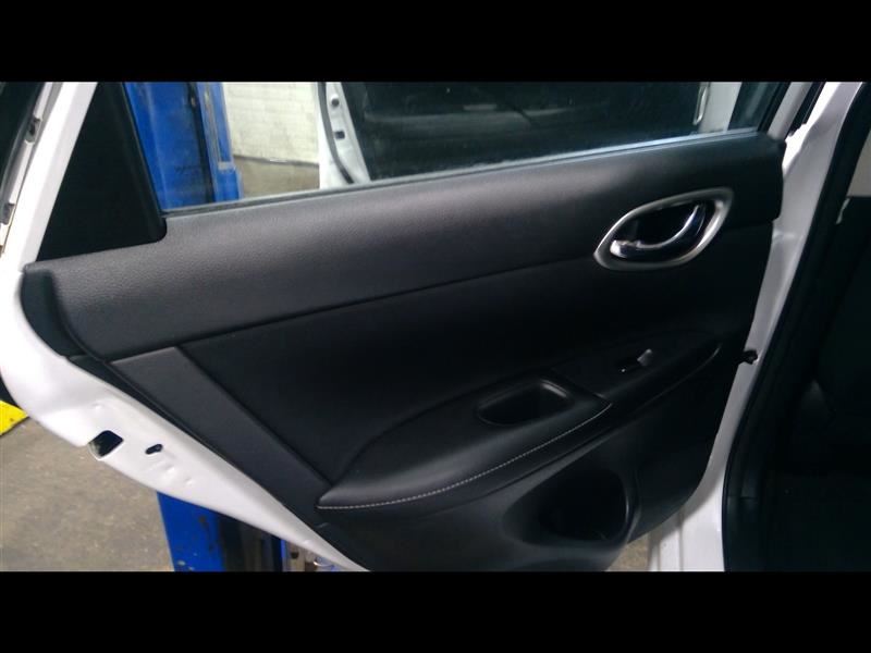 https://f005.backblazeb2.com/file/img-partshotlines-com/Inventory/NE231/Vehicle/18045_11.jpg