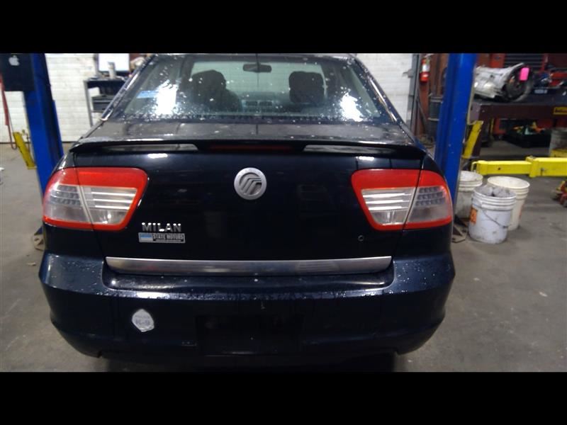 https://f005.backblazeb2.com/file/img-partshotlines-com/Inventory/NE231/Vehicle/18058_08.jpg