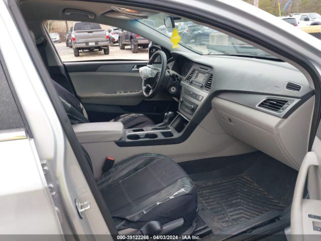 https://f005.backblazeb2.com/file/img-partshotlines-com/Inventory/NE231/Vehicle/18216_05.jpg