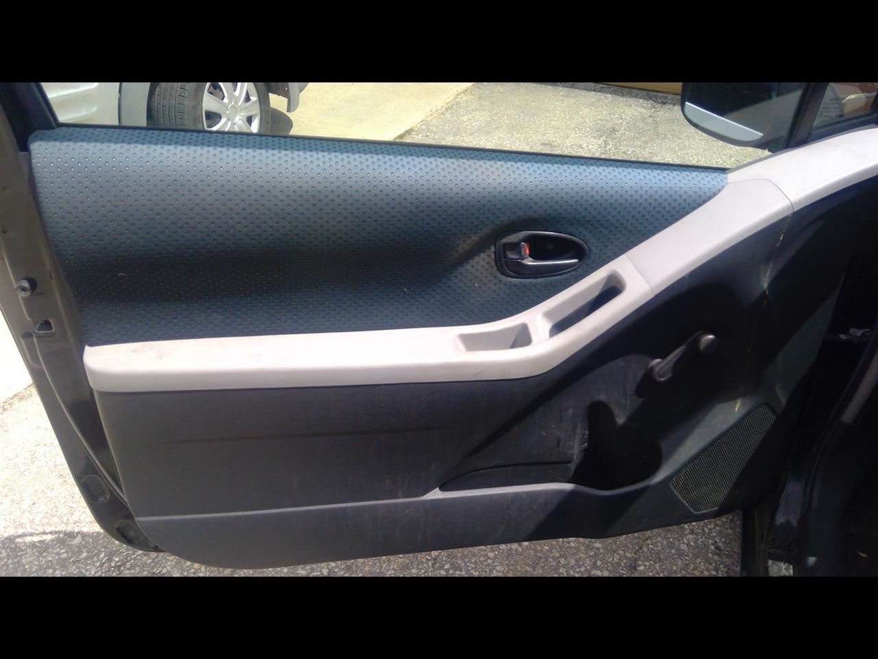 https://f005.backblazeb2.com/file/img-partshotlines-com/Inventory/NE231/Vehicle/18586_04.jpg
