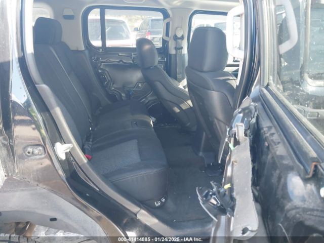 https://f005.backblazeb2.com/file/img-partshotlines-com/Inventory/NE231/Vehicle/18654_08.jpg