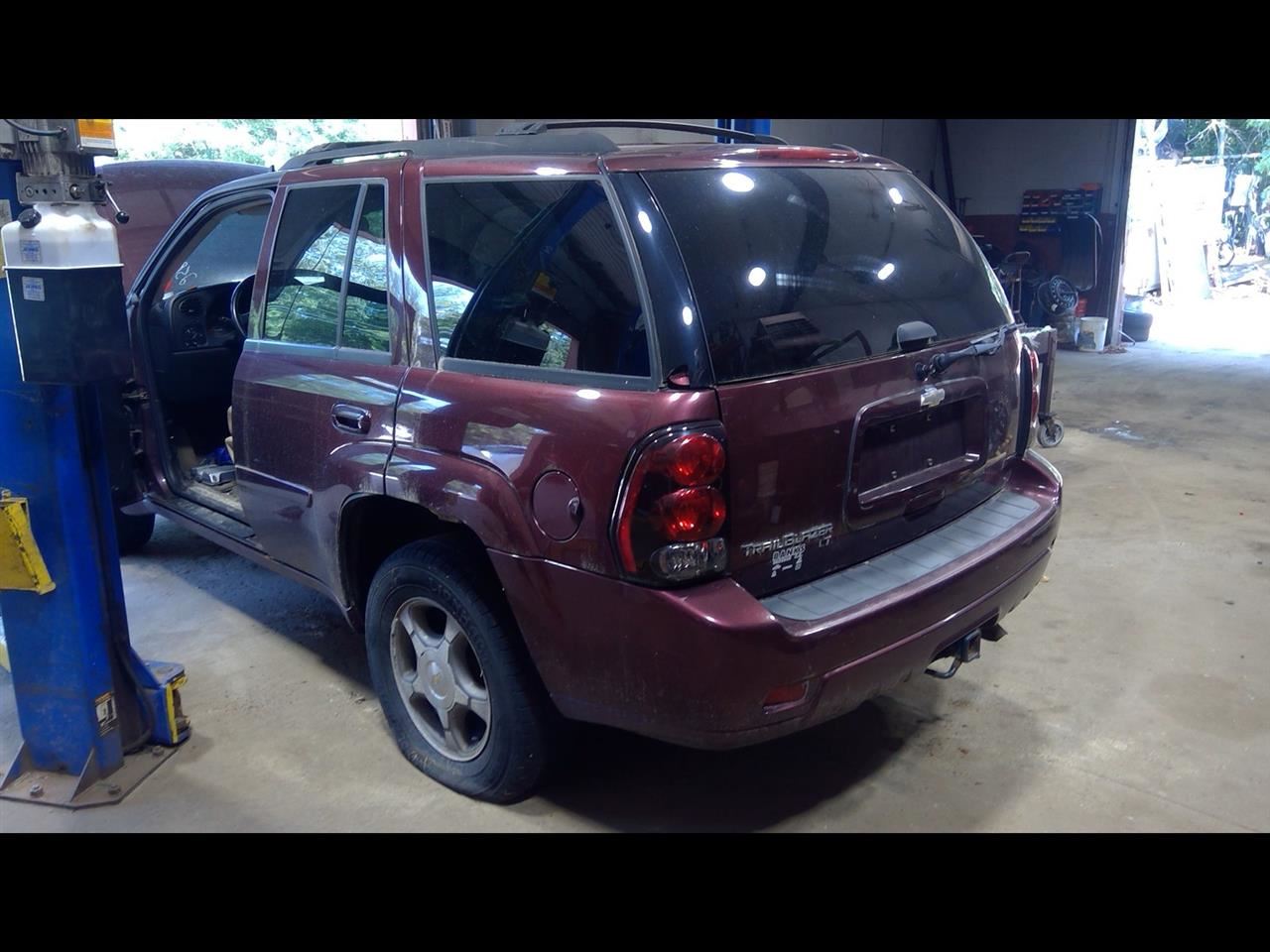 https://f005.backblazeb2.com/file/img-partshotlines-com/Inventory/NE231/Vehicle/18659_03.jpg