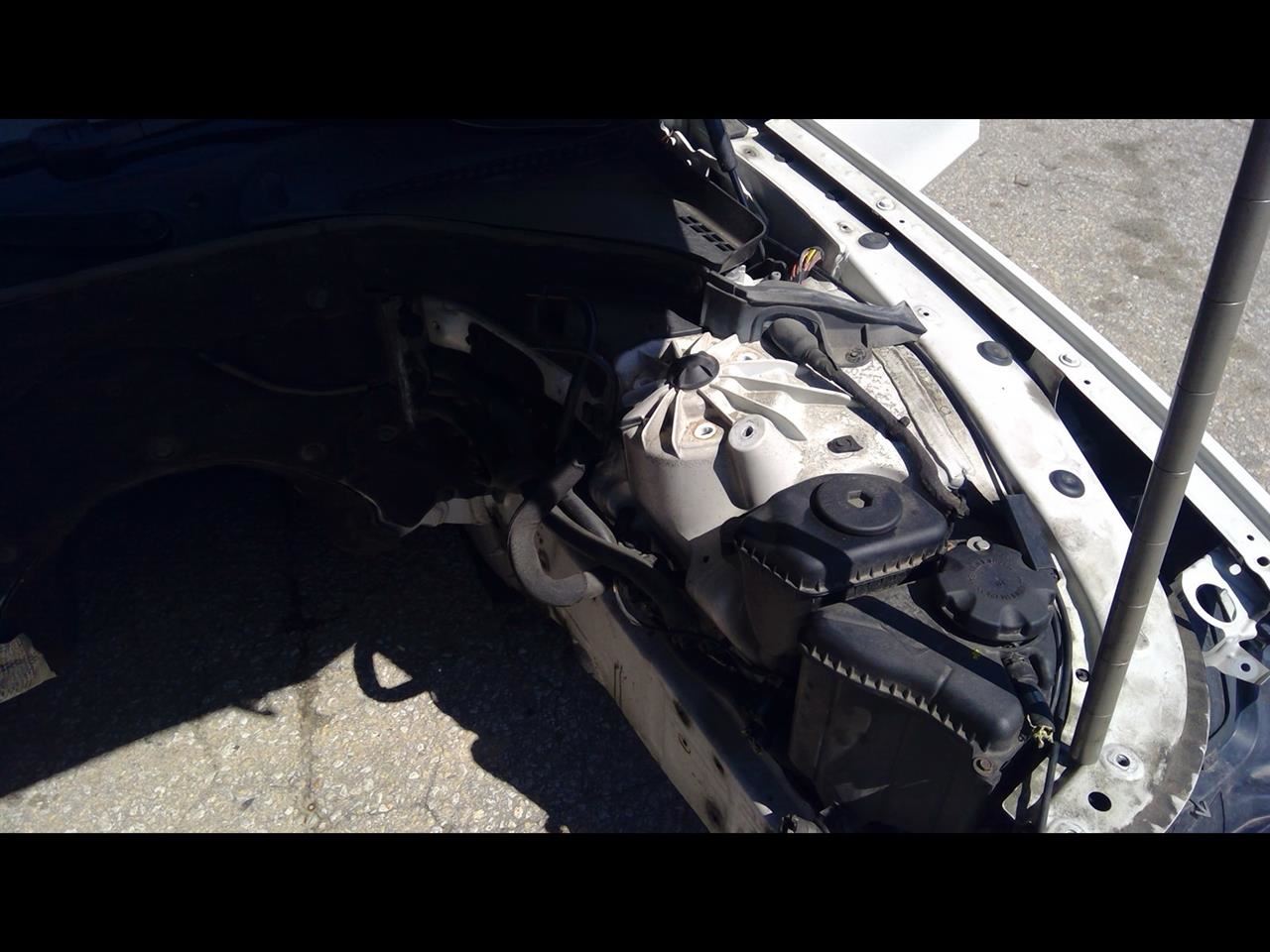 https://f005.backblazeb2.com/file/img-partshotlines-com/Inventory/NE231/Vehicle/18728_03.jpg