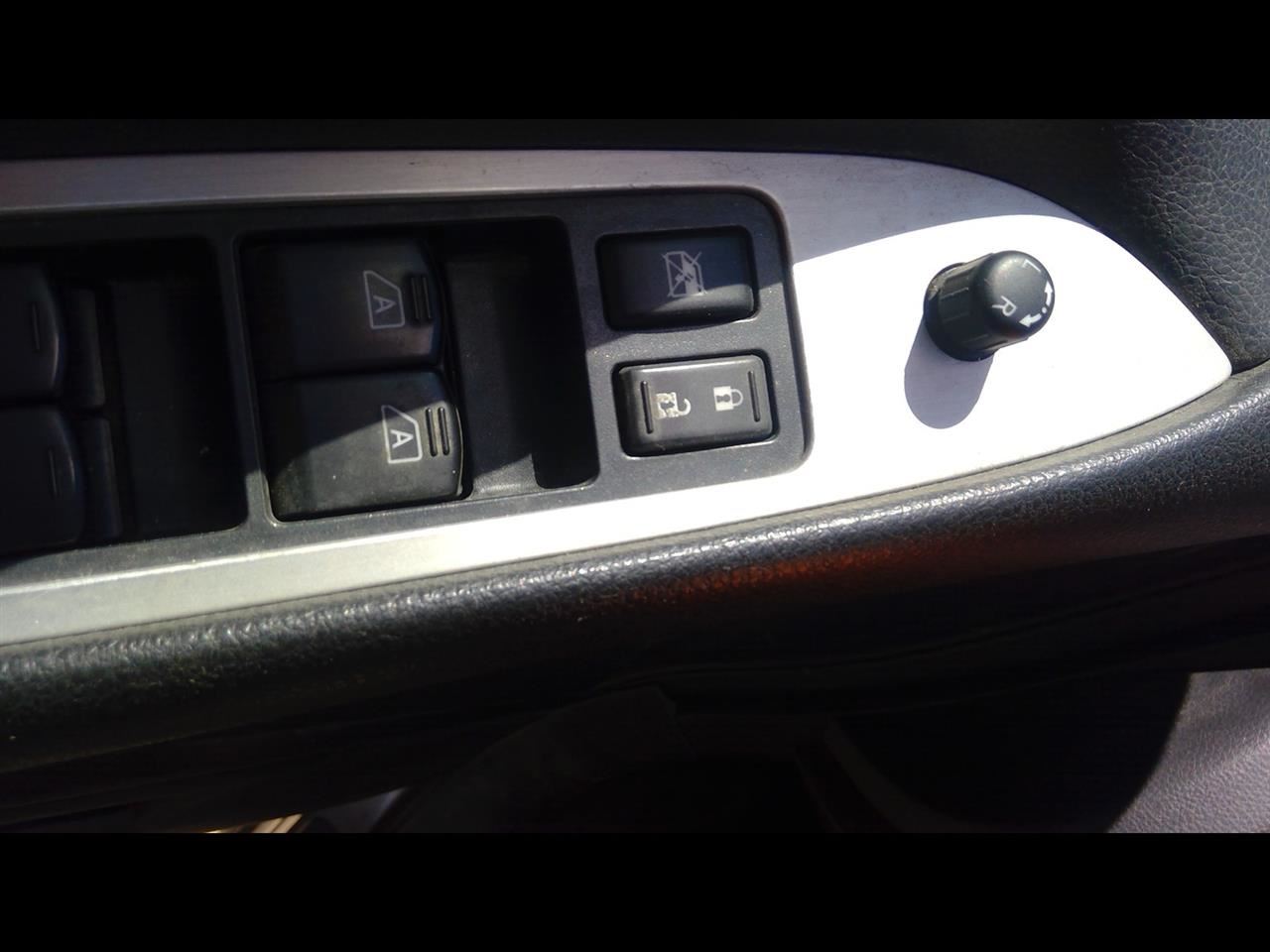 https://f005.backblazeb2.com/file/img-partshotlines-com/Inventory/NE231/Vehicle/18839_09.jpg