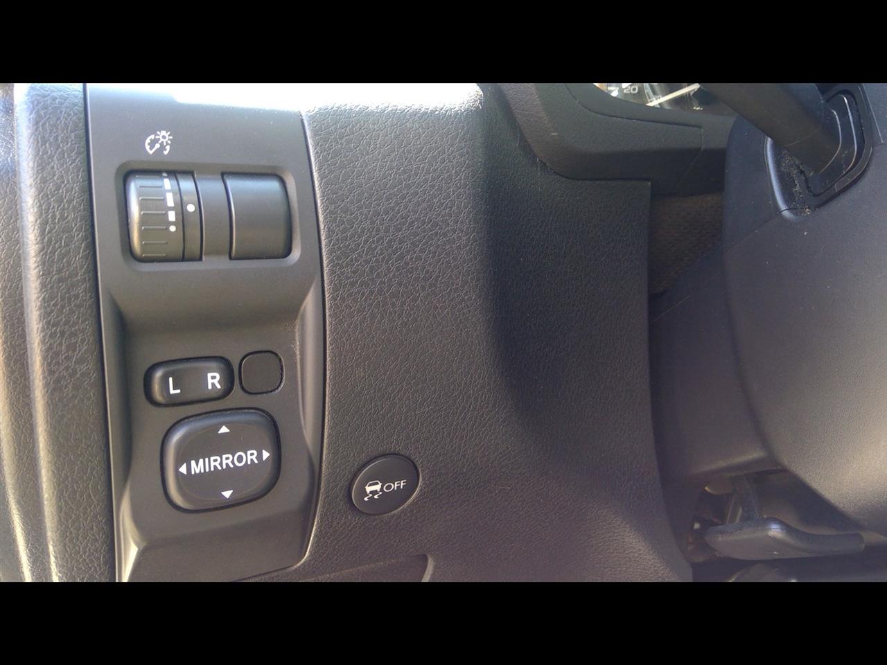 https://f005.backblazeb2.com/file/img-partshotlines-com/Inventory/NE231/Vehicle/18907_12.jpg