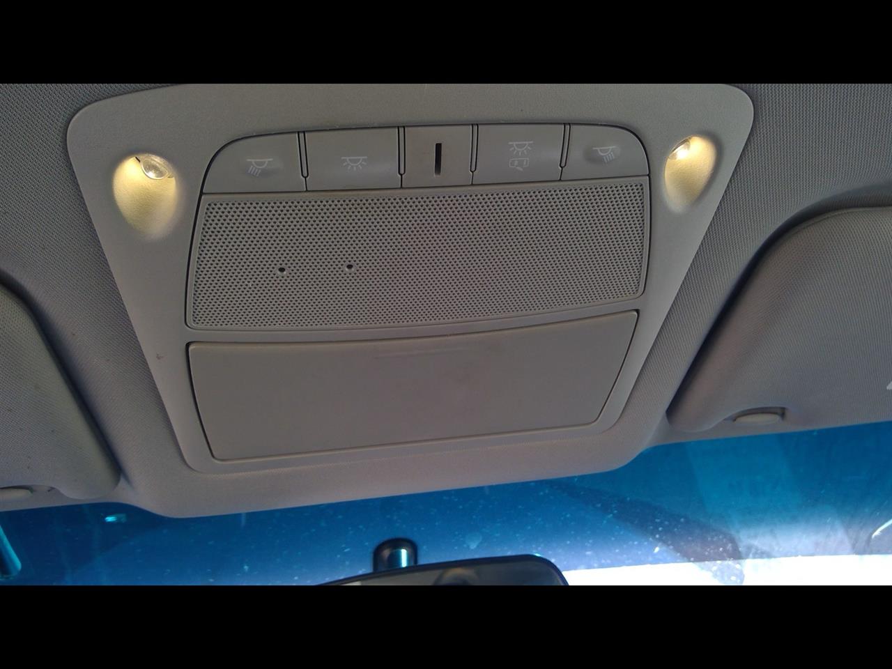 https://f005.backblazeb2.com/file/img-partshotlines-com/Inventory/NE231/Vehicle/18943_09.jpg