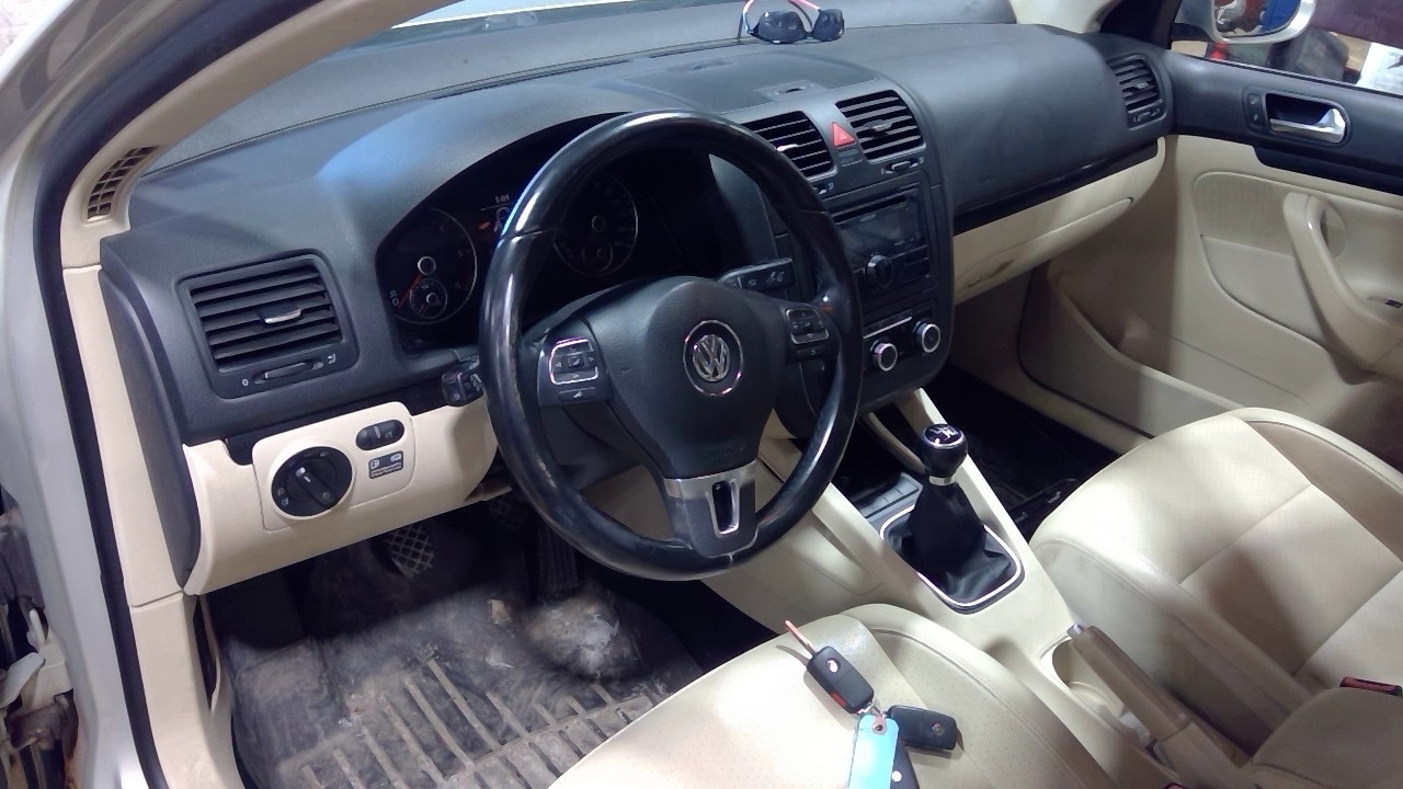 https://f005.backblazeb2.com/file/img-partshotlines-com/Inventory/NE231/Vehicle/19008_08.jpg