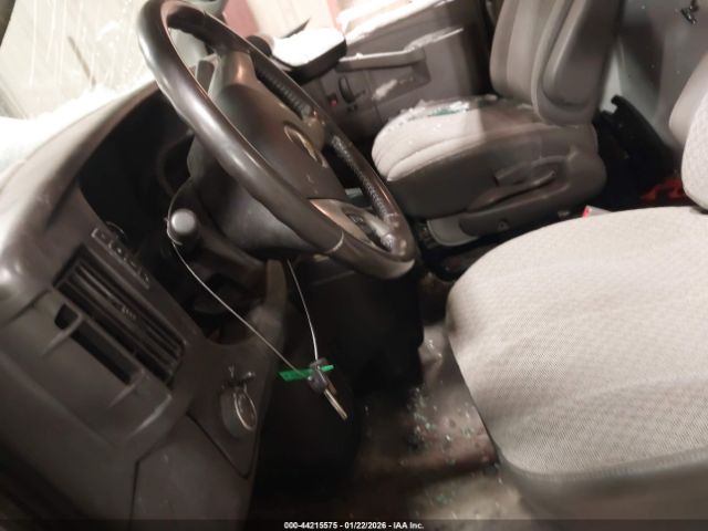 https://f005.backblazeb2.com/file/img-partshotlines-com/Inventory/NE231/Vehicle/19071_07.jpg