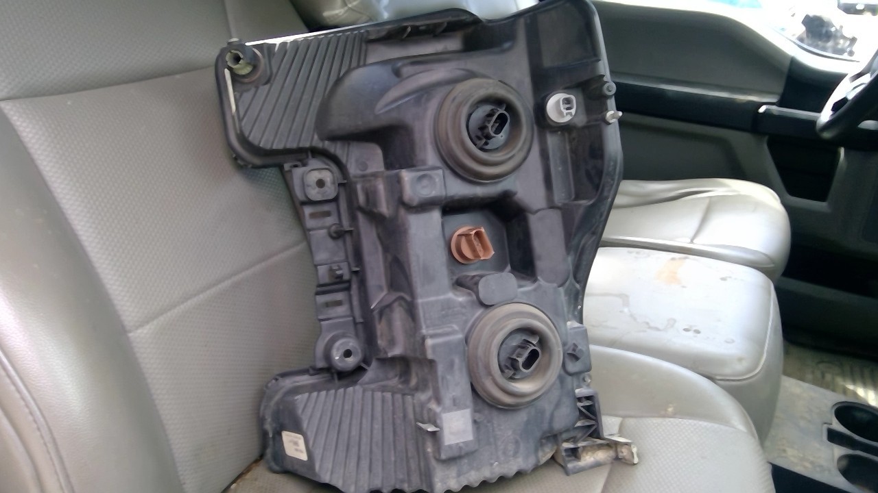 https://f005.backblazeb2.com/file/img-partshotlines-com/Inventory/NE231/Vehicle/19156_08.jpg