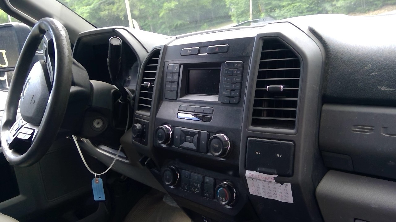 https://f005.backblazeb2.com/file/img-partshotlines-com/Inventory/NE231/Vehicle/19156_09.jpg