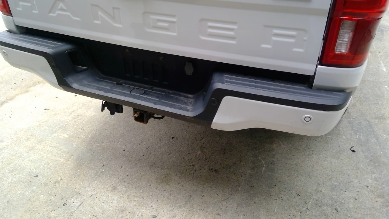 https://f005.backblazeb2.com/file/img-partshotlines-com/Inventory/NE231/Vehicle/19162_15.jpg