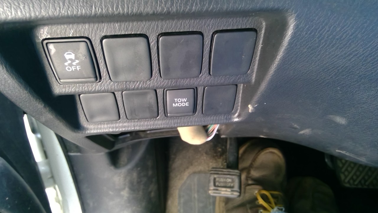 https://f005.backblazeb2.com/file/img-partshotlines-com/Inventory/NE231/Vehicle/19164_11.jpg
