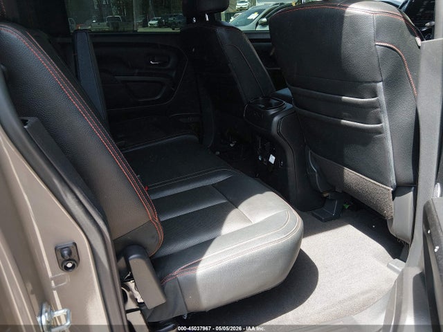 https://f005.backblazeb2.com/file/img-partshotlines-com/Inventory/NE231/Vehicle/19230_08.jpg