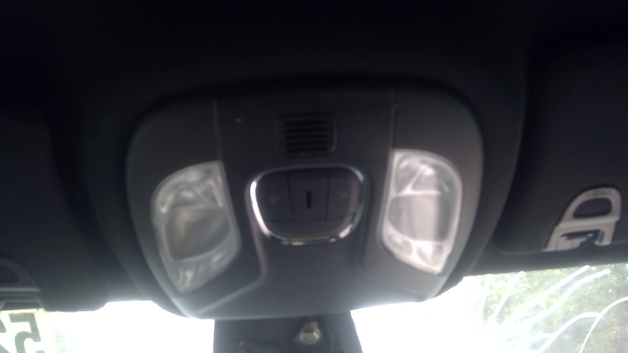 https://f005.backblazeb2.com/file/img-partshotlines-com/Inventory/NE231/Vehicle/19279_09.jpg