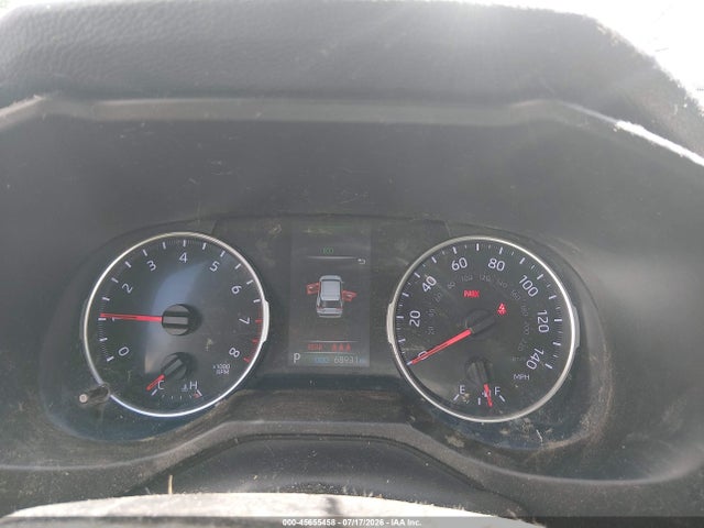 https://f005.backblazeb2.com/file/img-partshotlines-com/Inventory/NE231/Vehicle/19303_07.jpg